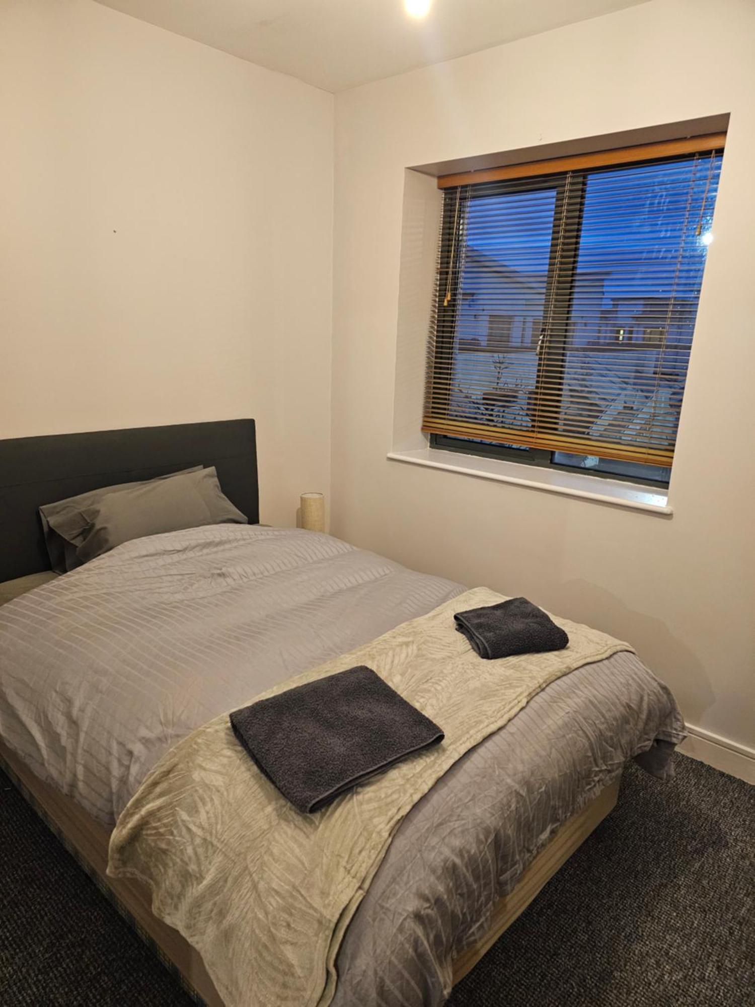 Cozy 2 Bedroom Apartment Kilkenny Esterno foto