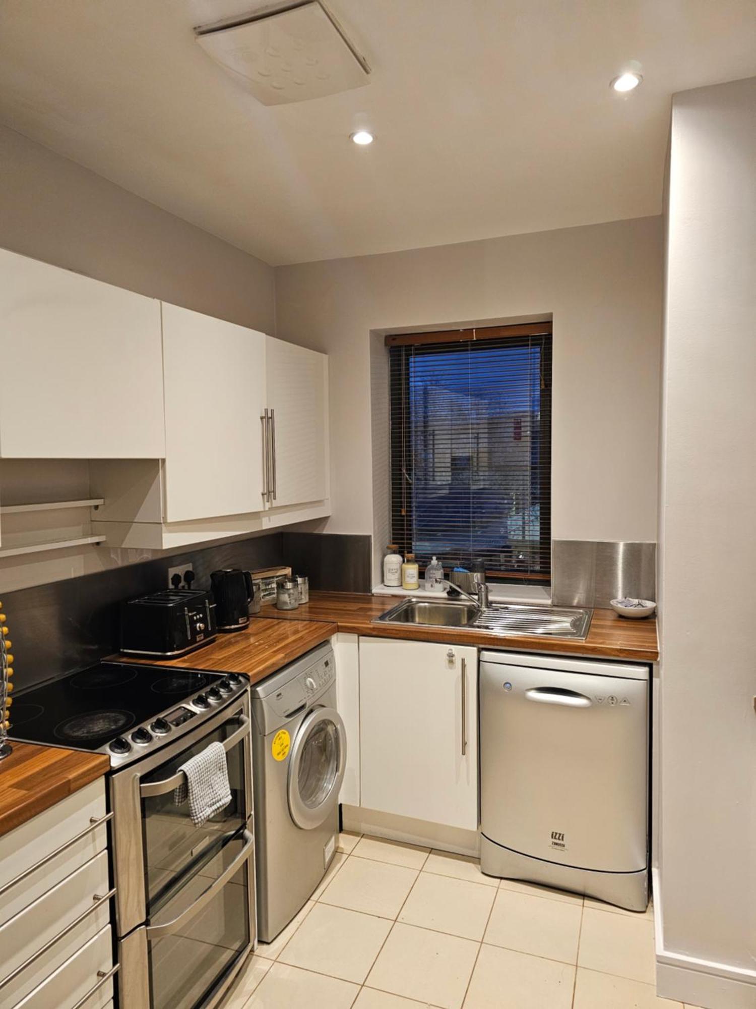 Cozy 2 Bedroom Apartment Kilkenny Esterno foto